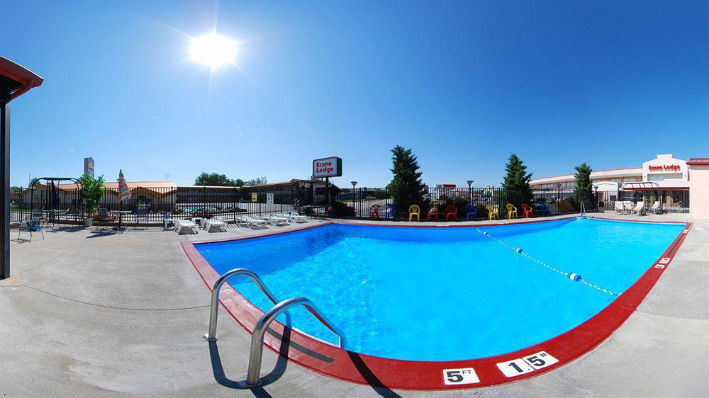 Econo Lodge Wall Exterior foto