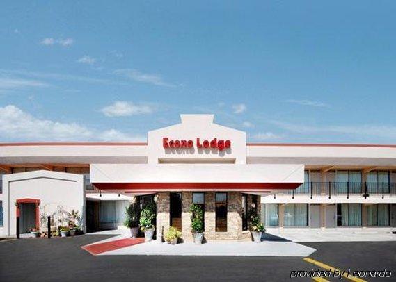 Econo Lodge Wall Exterior foto
